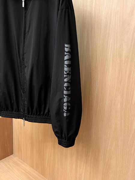 B*alenciaga Coat Top Quality D17 2024020-32