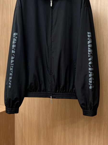 B*alenciaga Coat Top Quality D17 2024020-32