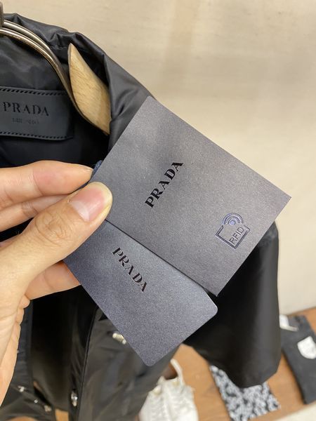 P*rada shiet Top Quality D17 20240422-21