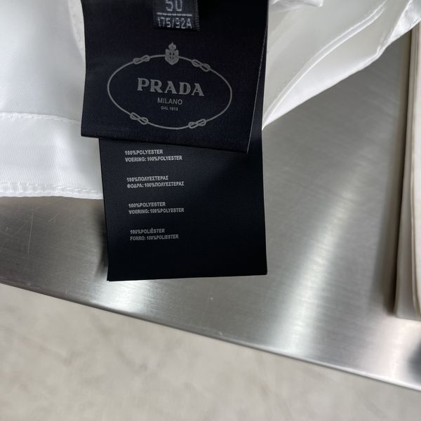 P*rada Coat Top Quality D17 20240422-39