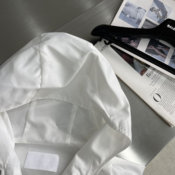 P*rada Coat Top Quality D17 20240422-39