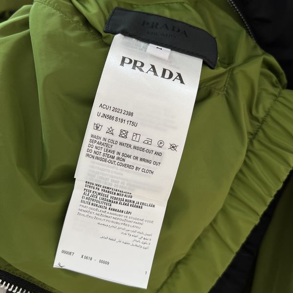 P*rada Coat Top Quality D17 20240501-15