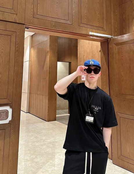 P*rada T-shirt Top Quality D17 20240502-23