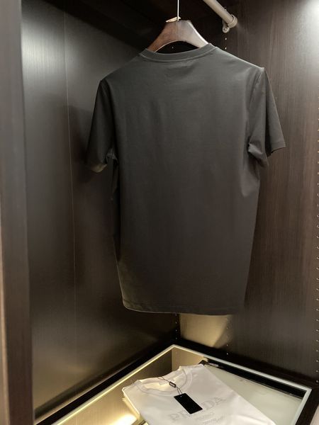 P*rada T-shirt Top Quality D17 20240507-11