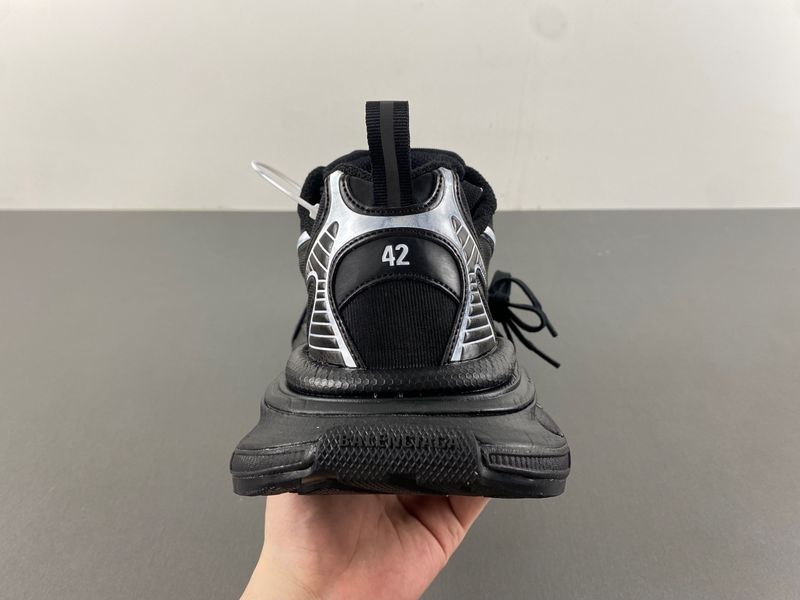 B*alenciaga 3XL Sneaker AM20240613-3