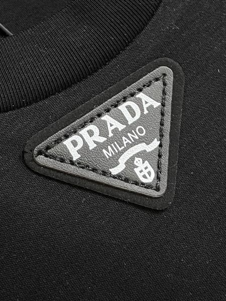 P*rada T-shirt Top Quality D1720240713-1