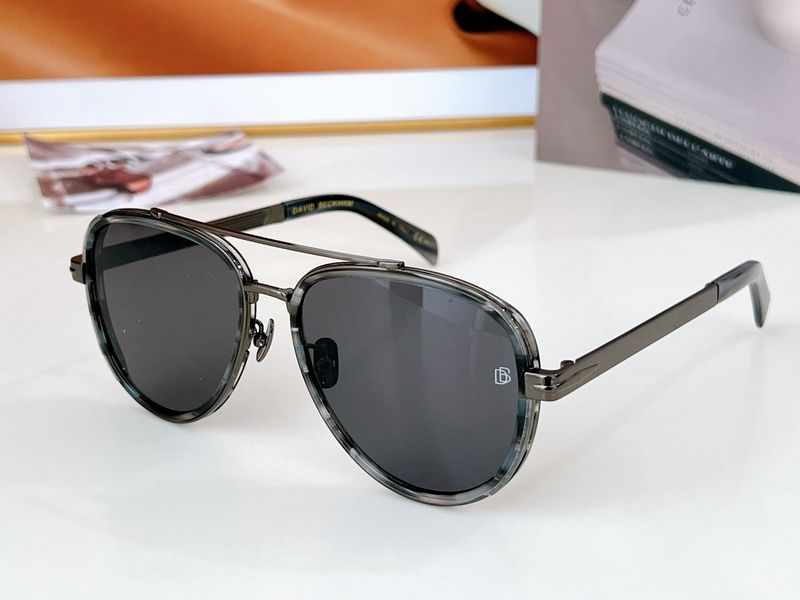 D*AVID BECKHA Glasses Top XX 20240718-65