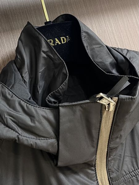 P*rada  Vest Quality D17 20240805-18