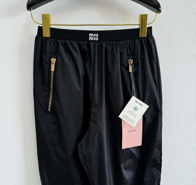 M*iu -shirt Pants Quality D17 20240806-39