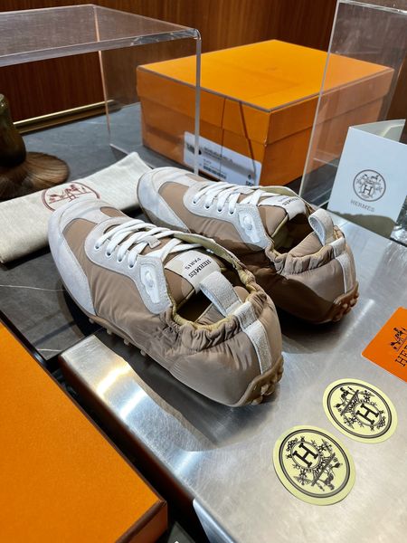 H*ermes Top  Sneaker Low  RR 20240813-45