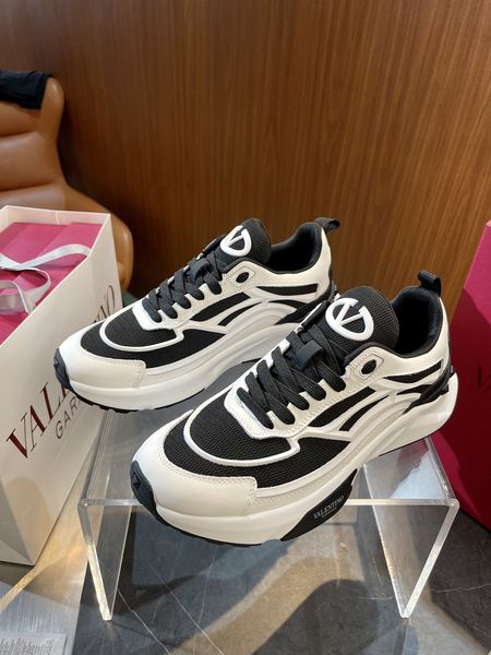 V*alentino Top Sneaker Low RR 20240815-30