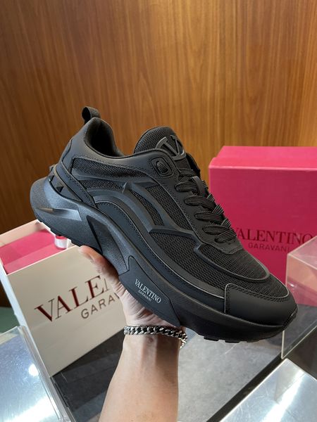 V*alentino Top Sneaker Low RR 20240815-30