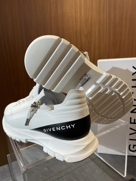 G*ivenchy Top Sneaker Low RR 20240815-32