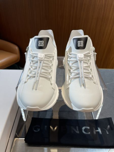 G*ivenchy Top Sneaker Low RR 20240815-32