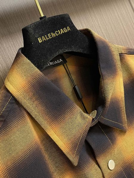 B*alenciaga   shirt Top Quality D17 20240819-31