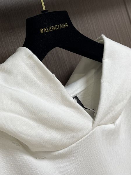 B*alenciaga  Hoodies Top Quality D17 20240819-42