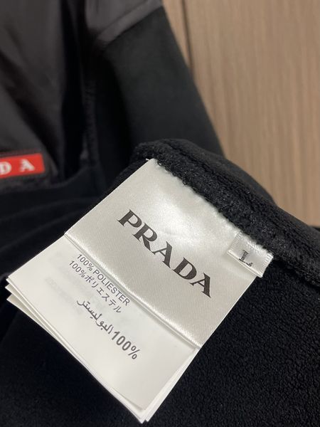 P*rada  Suit Top Quality D17 20240821-16