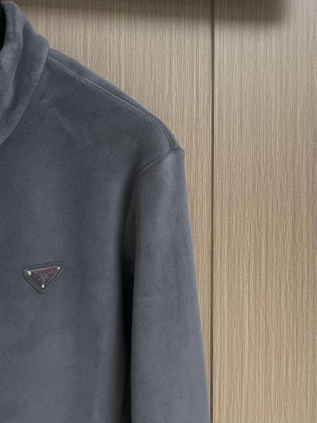 P*rada  Coat Top Quality D17 20240821-19