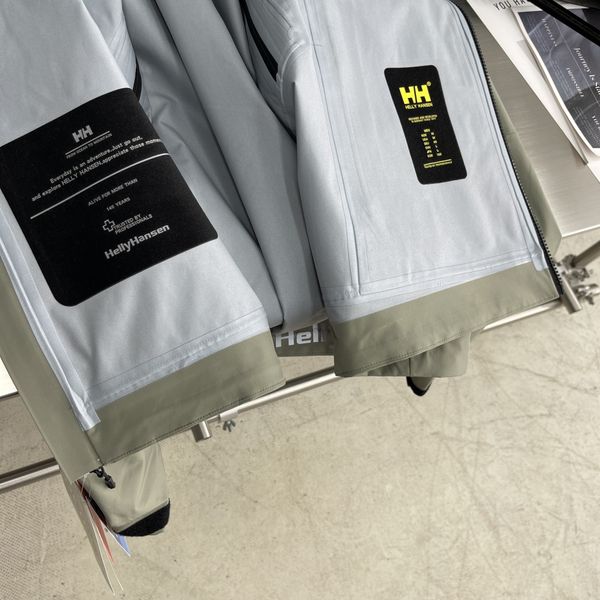 H*elly Hansen Coat D17 20240821-77