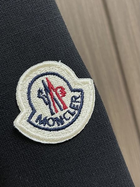 P*rada  Suit Top Quality D17 20240824-19