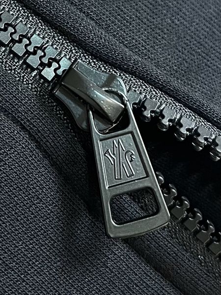 P*rada  Suit Top Quality D17 20240824-19