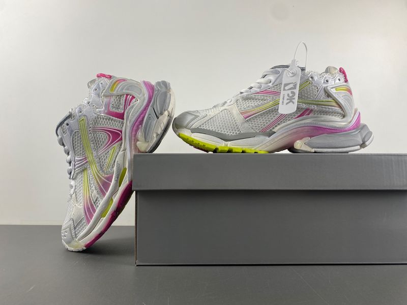B*alenciaga runner Sneaker AM20241104-3