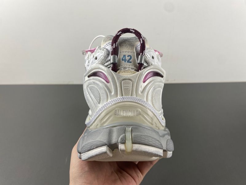 B*alenciaga runner Sneaker AM20241104-5