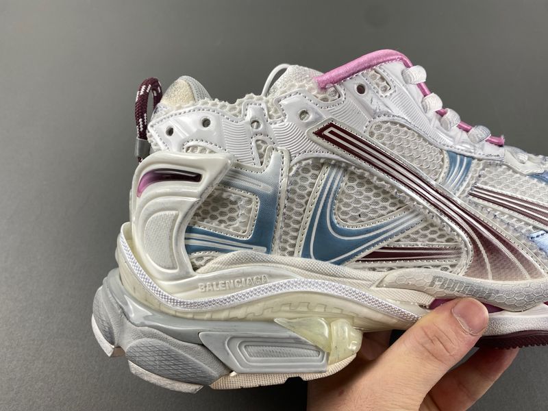 B*alenciaga runner Sneaker AM20241104-5