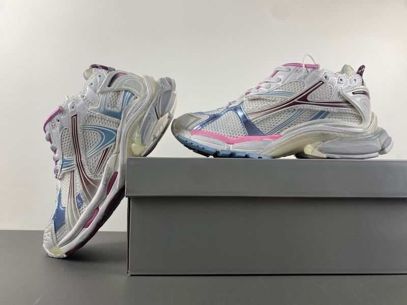 B*alenciaga runner Sneaker AM20241104-5
