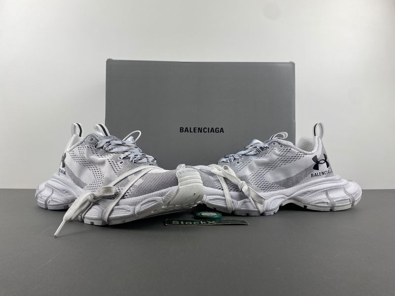 B*alenciaga 3XL AM 20241120-1