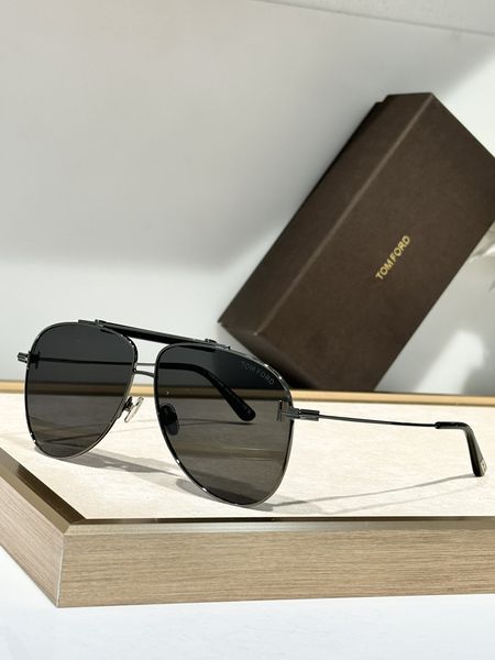 T*om for  Glasses Top XX 20250113-46