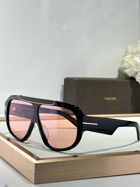 T*omford Glasses Top XX  20250113-49