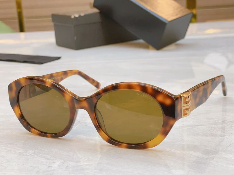 G*ivench Glasses Top XX  20250113-56