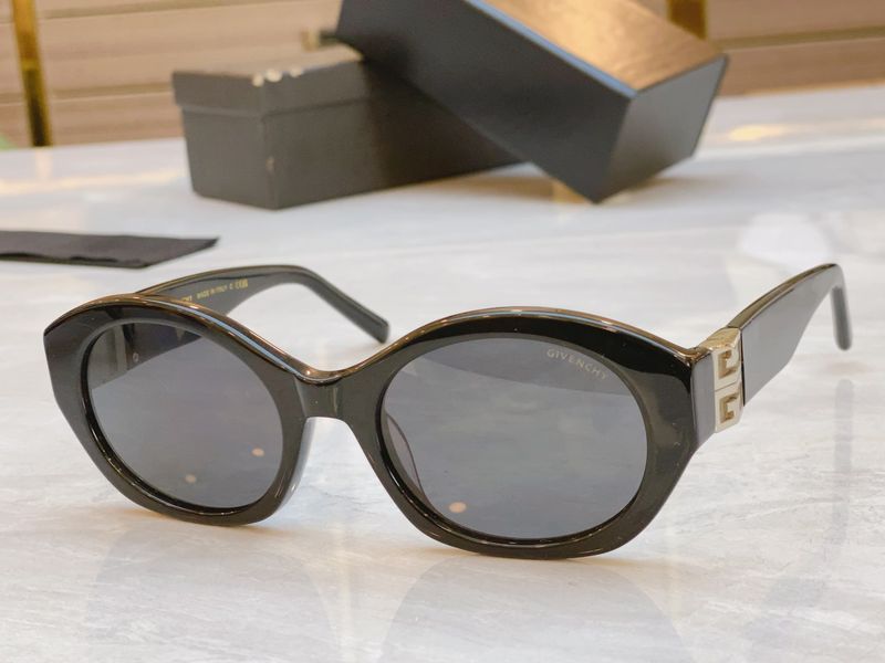 G*ivench Glasses Top XX  20250113-56