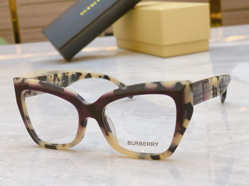B*urberry  Glasses Top XX 20250113-60