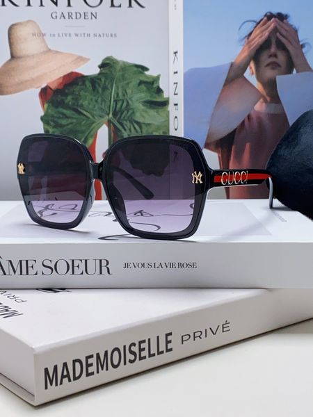 G*ucci  Glasses Top XX 20250402-18