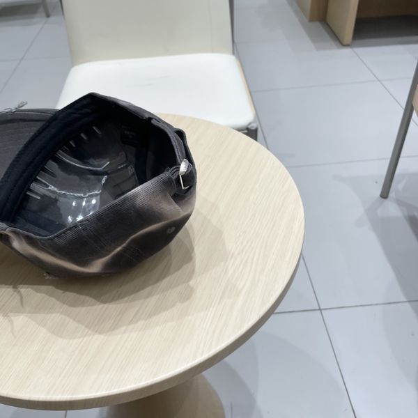 C*hanel  Hats Top XX20250408-7