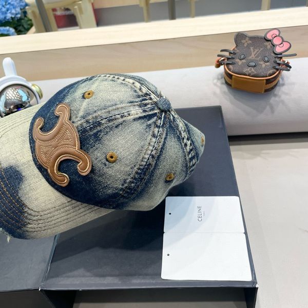 C*eline  Hats Top XX20250408-19