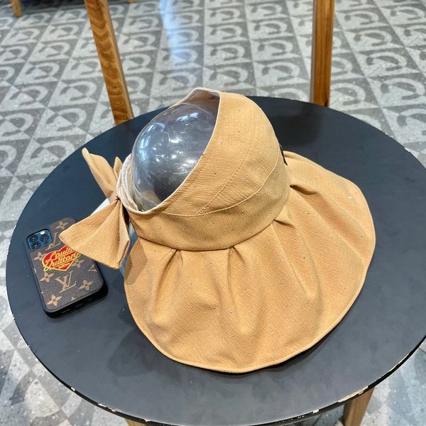 C*eline  Hats Top XX20250408-28