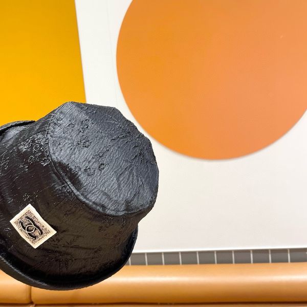 C*hanel  Hats Top XX20250408-37