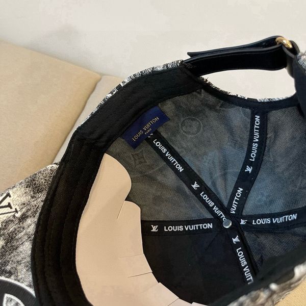 L*ouis V*uitton  Hats Top XX20250408-45