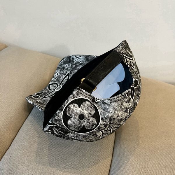 L*ouis V*uitton  Hats Top XX20250408-45