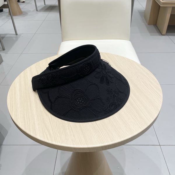 C*hanel  Hats Top XX20250409-8