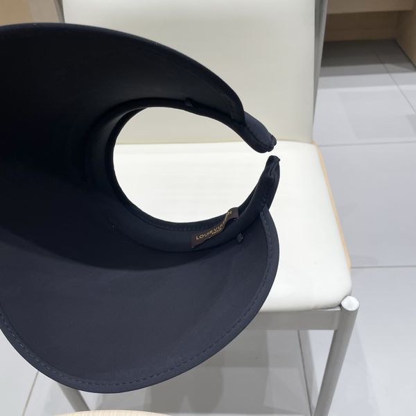 L*ouis V*uitton  Hats Top XX20250409-18