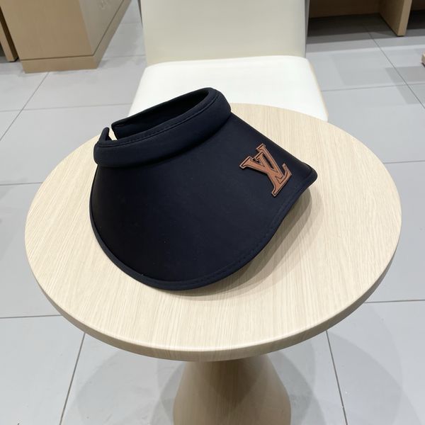 L*ouis V*uitton  Hats Top XX20250409-18