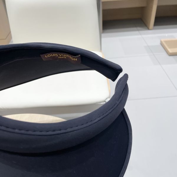 L*ouis V*uitton  Hats Top XX20250409-18