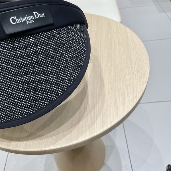 D*ior Hats Top XX250409-19