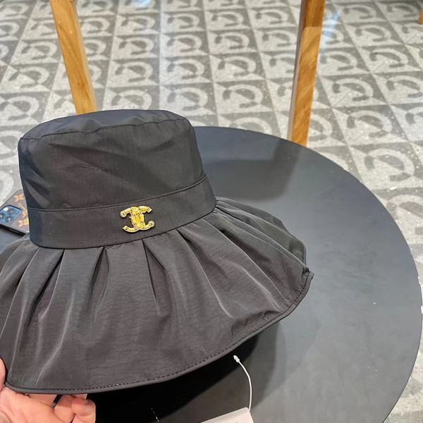 C*hanel  Hats Top XX20250409-22