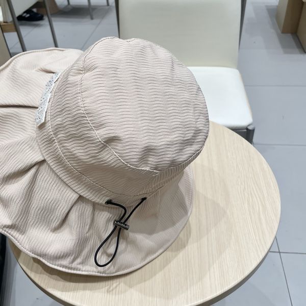 M*iu Miu  Hats Top XX250409-31