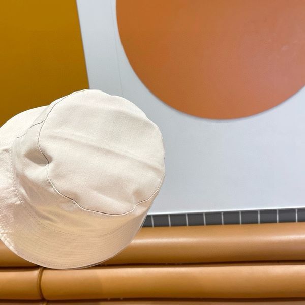 C*hanel  Hats Top XX20250409-51